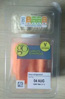 Carrots & houmous