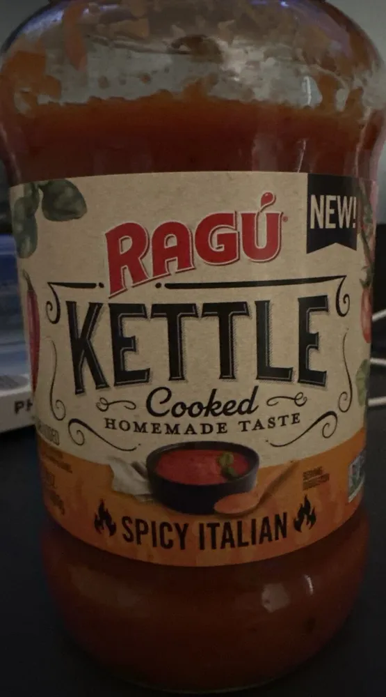 Ragú Kettle Cooked Spicy Italian