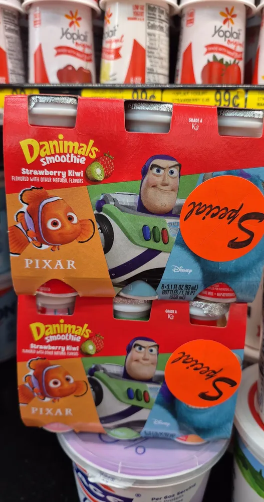 Dannon, danimals, smoothie drink, strikin' strawberry kiwi