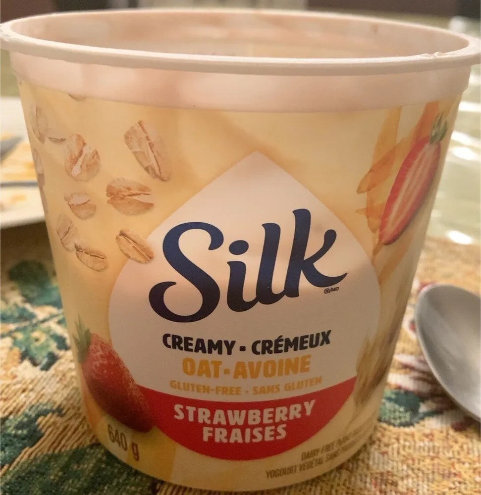 Yogourt Silk Crémeux à l'Avoine et Fraises Sans Gluten