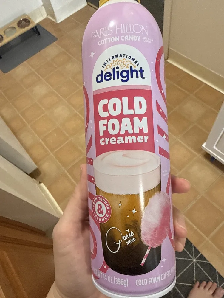 Paris Hilton Cotton Candy Cold Foam