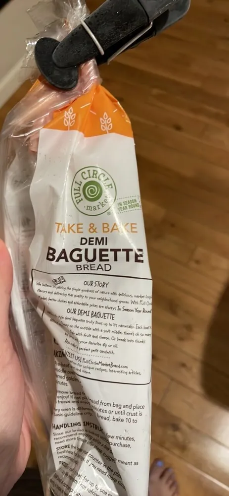 DEMI BAGUETTE BREAD