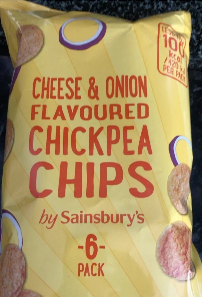 Cheese and onion flavoured chickpea chips