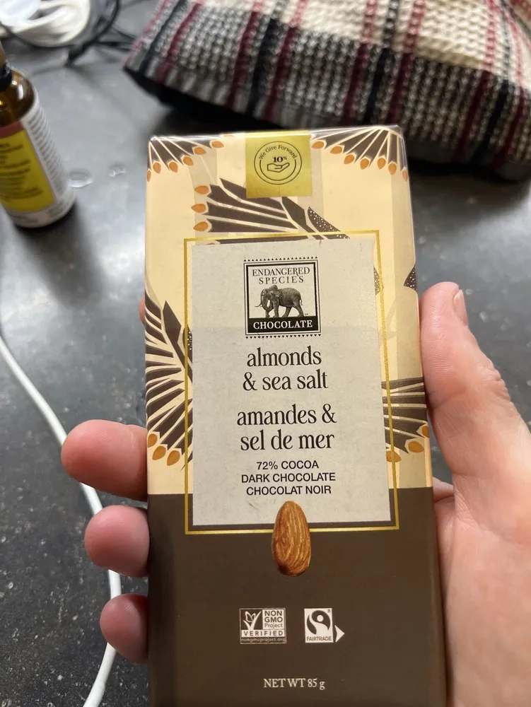 Dark Chocolate With Sea Salt And Almonds (Owl)