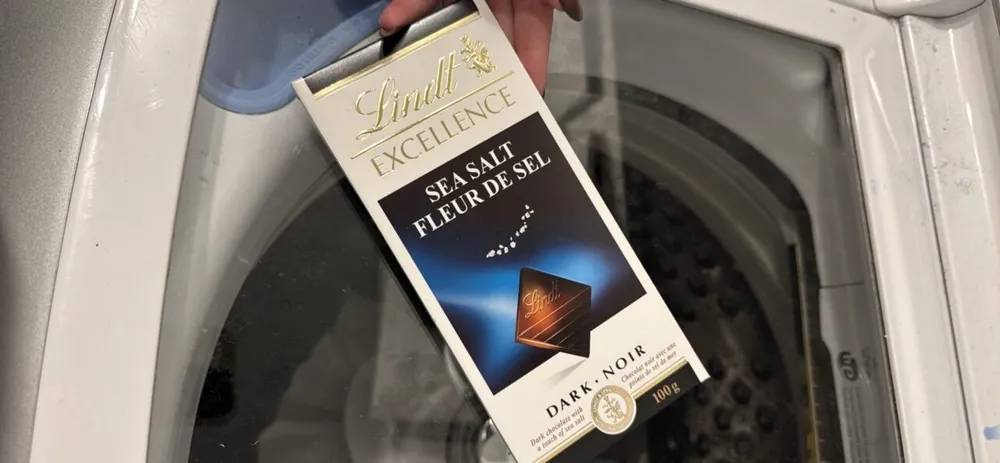 SEA SALT FLEUR DE SEL DARK • NOIR