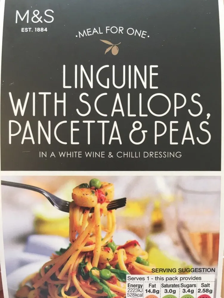 Linguine with scallops
