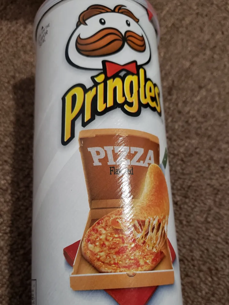 Potato crisps, pizza