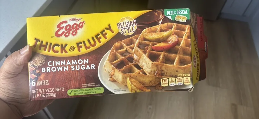 Thick & Fluffy Cinnamon Brown Sugar Waffles