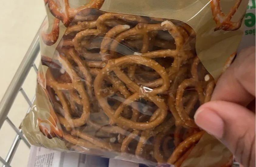Mini Large Pretzel Twists
