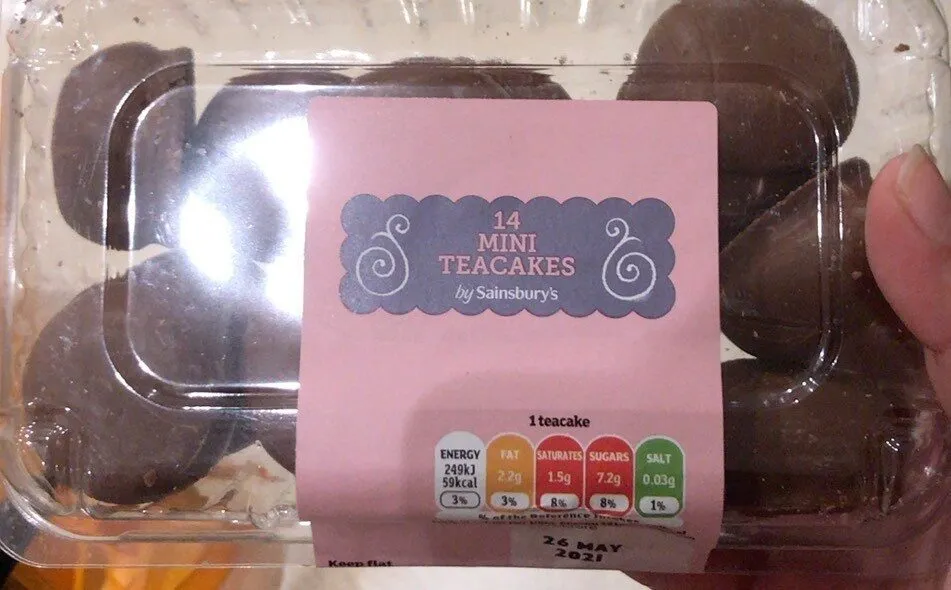 14 mini teacakes