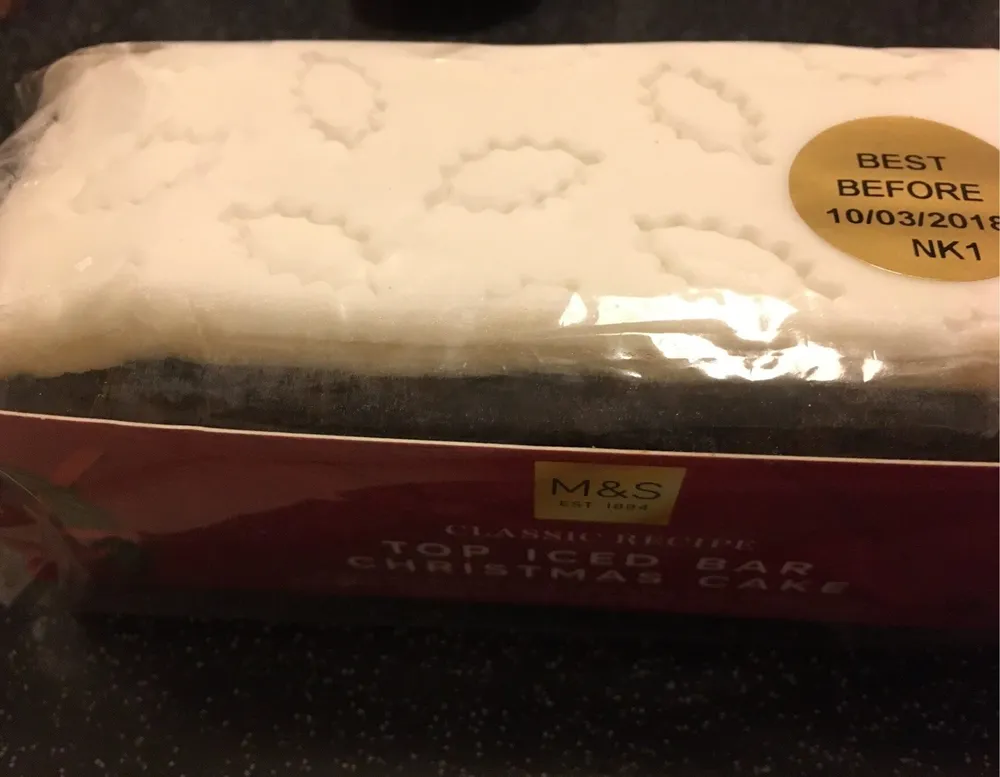 Iced Fuit Cake Bar