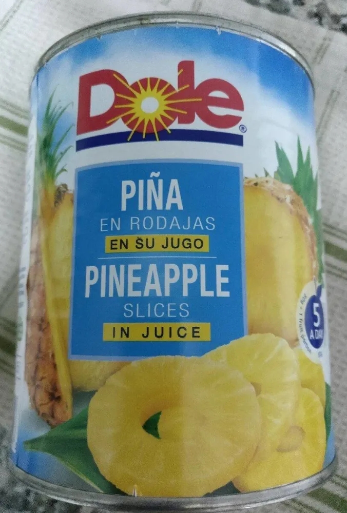 Piña en rodajas en su jugo