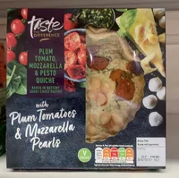 Plum tomato, Mozzarella & Pesto Quiche