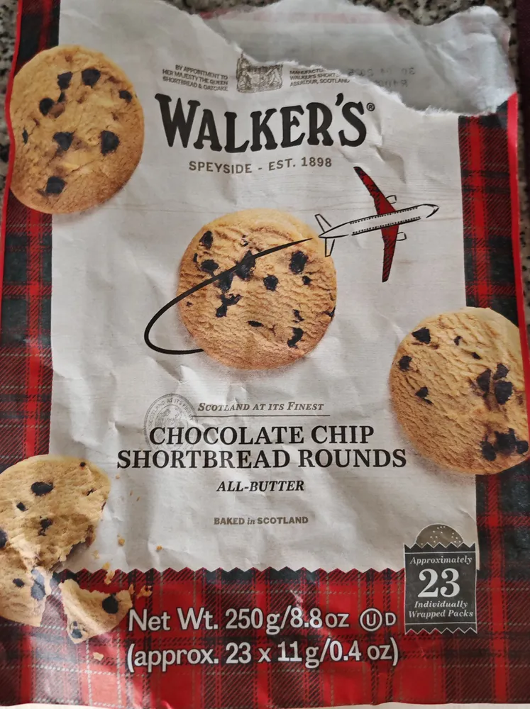Chocolate Chip Shortbread Rounds