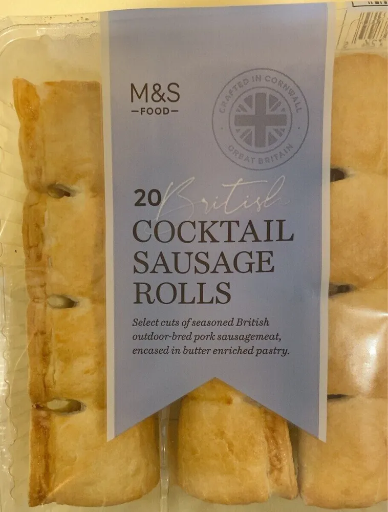 20 Cocktail Sausage Rolls