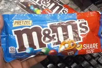 M &M'S Pretzel Sharing Size