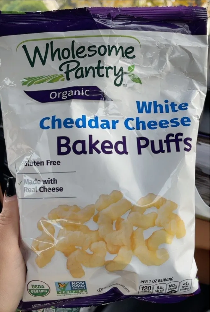 Wholesome Pantry Organic White Cheddar Cheese Puffs