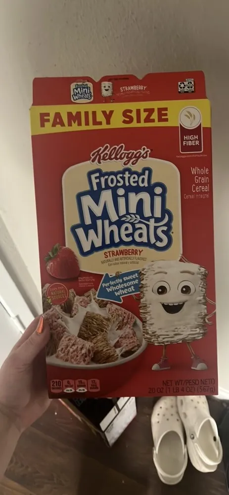 Frosted Mini-Wheats Strawberry