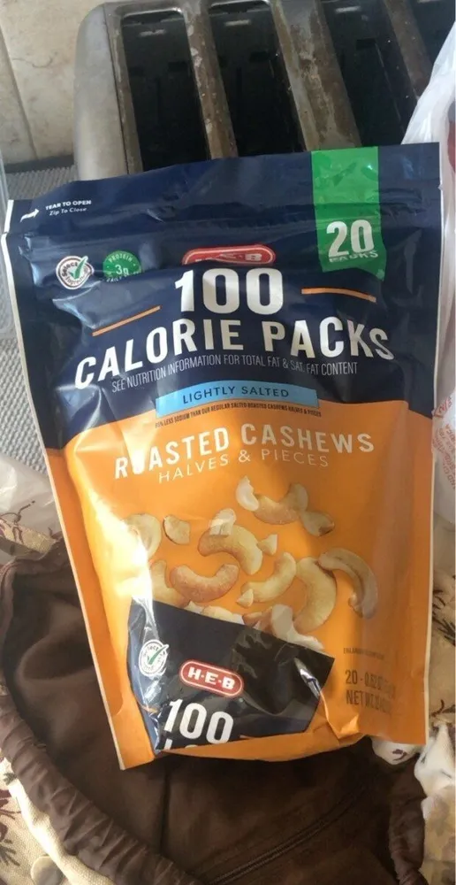Roasted cashews