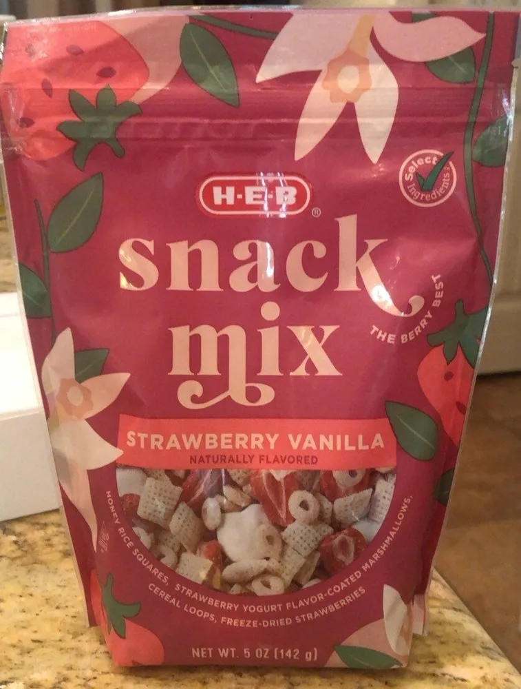 HEB Strawberry Vanilla Snack Mix