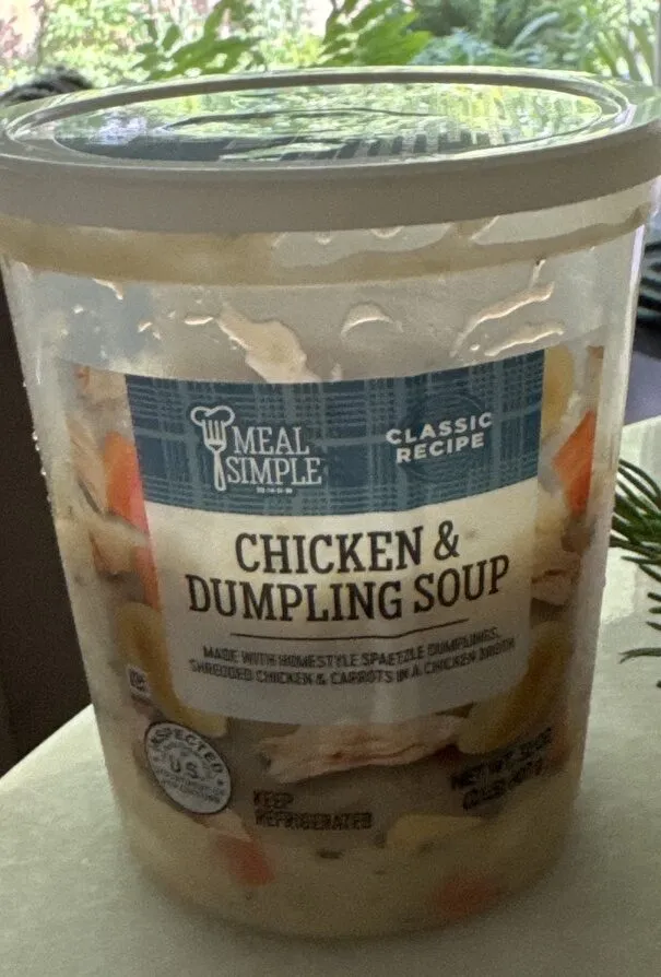 CHICKEN & DUMPLING SOUP