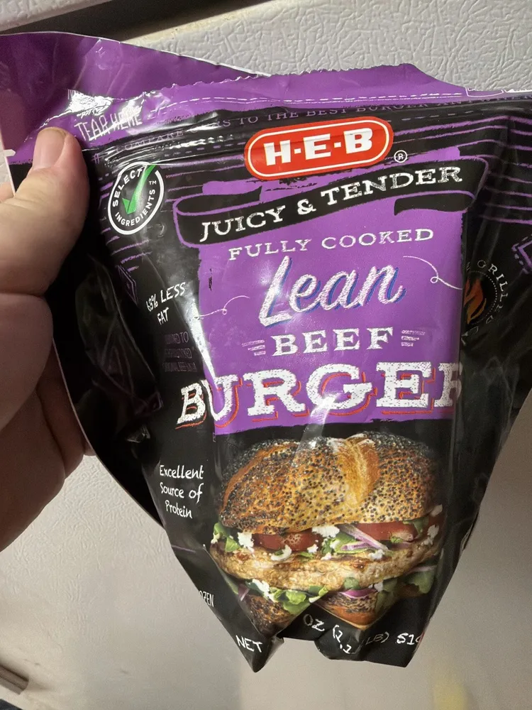 Juicy & Tender Fully Cooked Lean Beef Burger