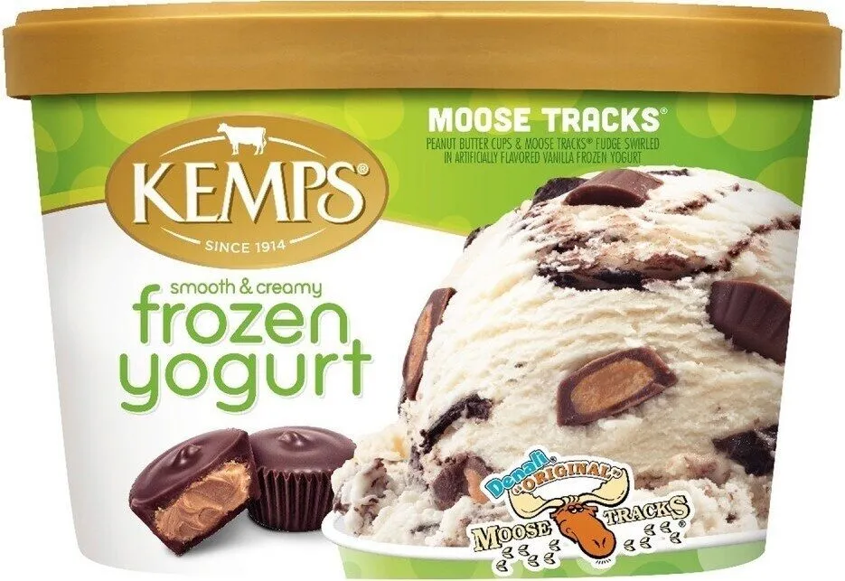 Moose Tracks frozen yogurt