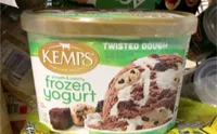 Frozen yogurt twisted dough smooth & creamy