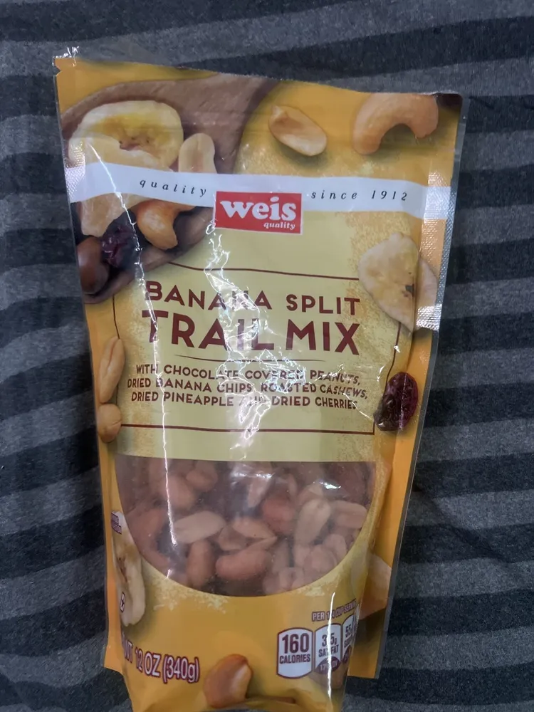 Weis Banana Split Trail Mix
