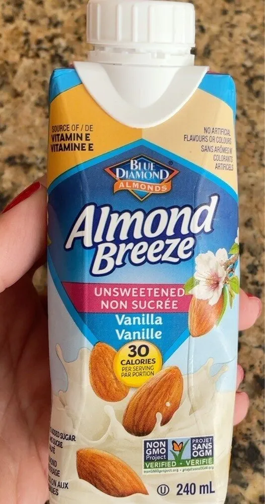 Almond Breeze Almondmilk Unsweetened Vanilla/Vanille Aseptic