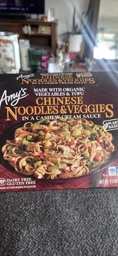 Chinese Noodles & Veggies in a Cashew Cream Sauce