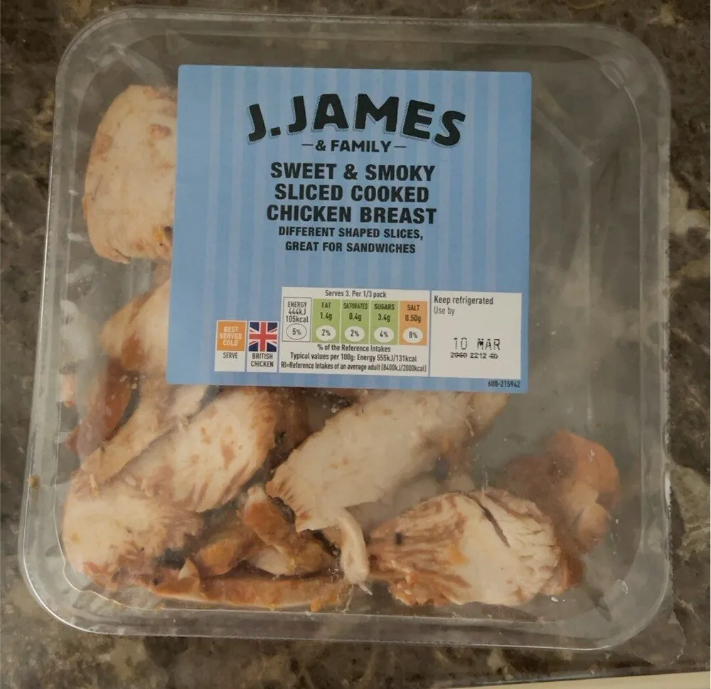 Sweet & smoky sliced cooked chicken breast