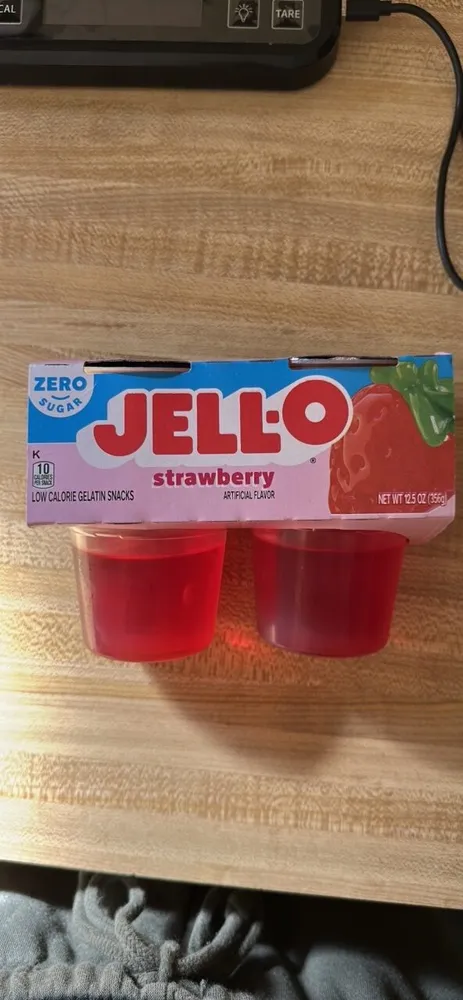 strawberry gelatin snacks
