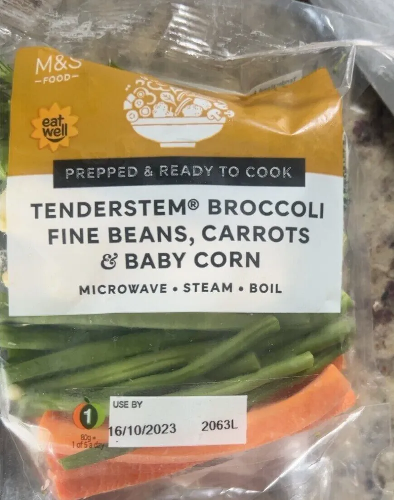 TENDERSTEM® BROCCOLI FINE BEANS, CARROTS & BABY CORN