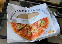 Chicken and pesto thin and crusty pizza