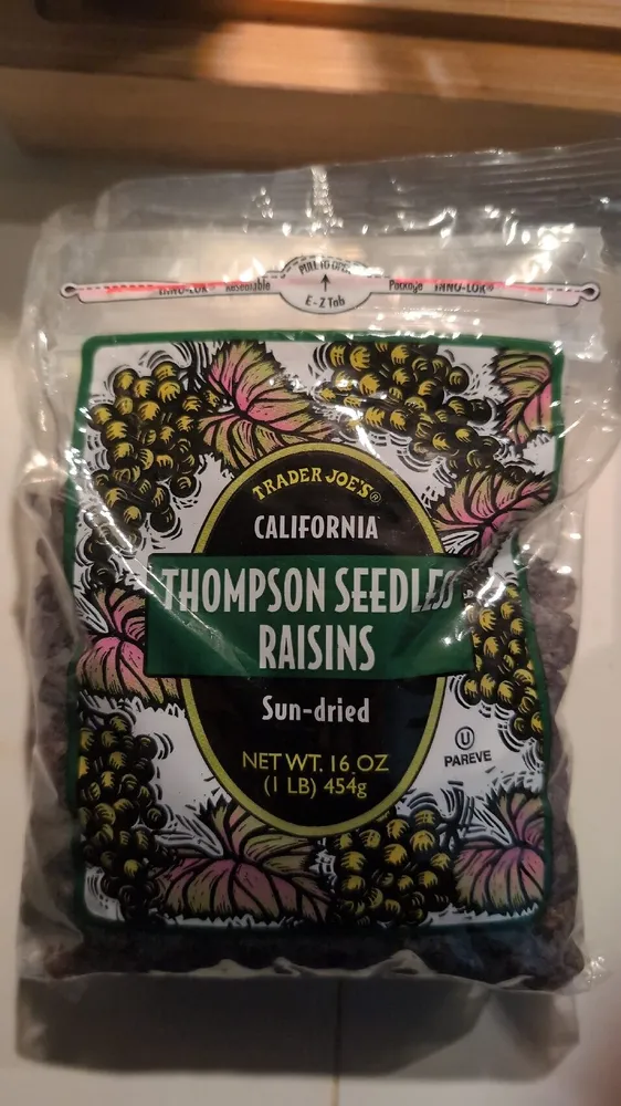 THOMPSON SEEDLESS RAISINS