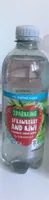 Strawberry and kiwi flavour water