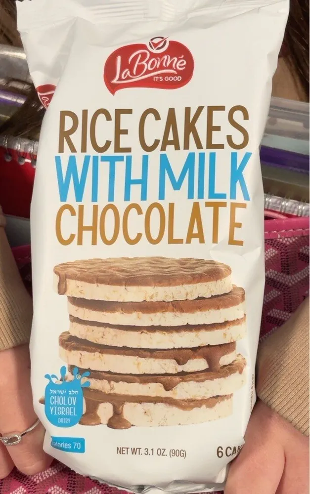 Rice cakes with milk chocolate