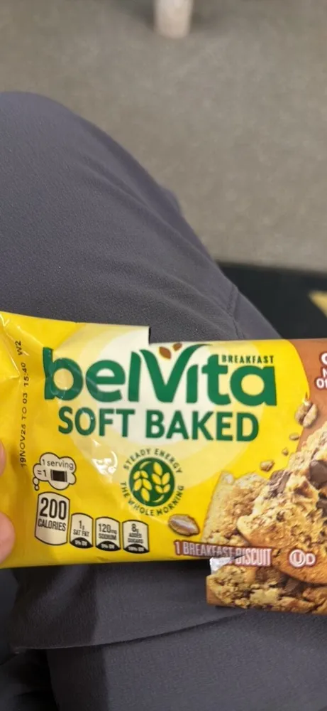 belVita Soft Baked Oats & Chocolate Breakfast Biscuit