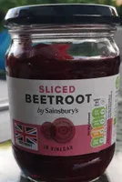 Sliced beetroot in vinegar