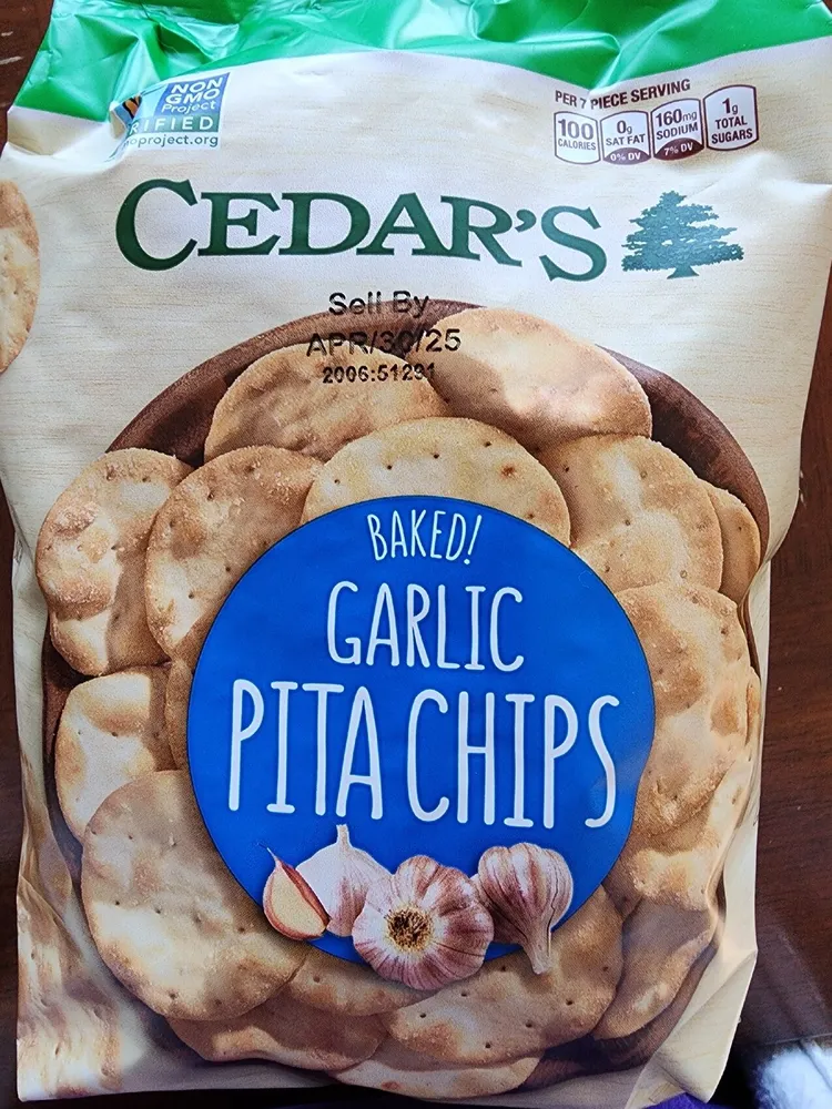 GARLIC PITA CHIPS
