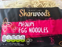 sharwoods medium egg noodles