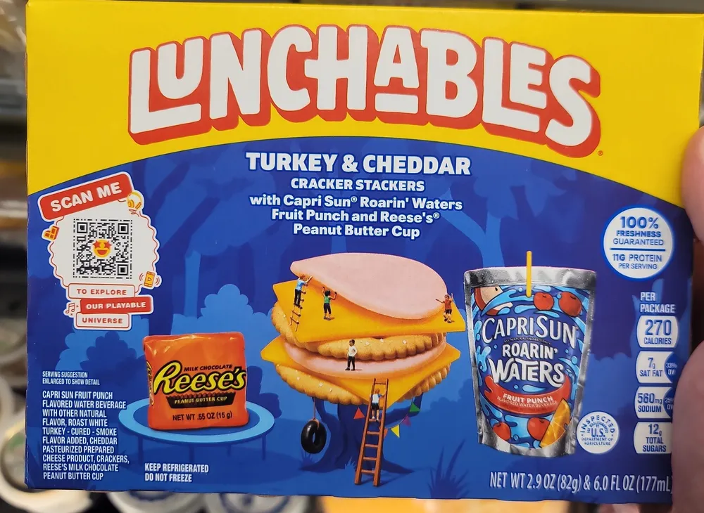 Turkey & Cheddar with Capri Sun Roarin' Waters Fruit Punch and Reese's Peanut Butter Cup
