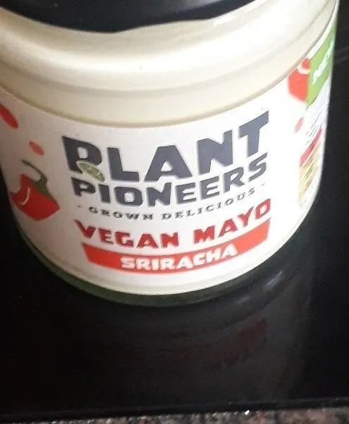 vegan mayo sriracha