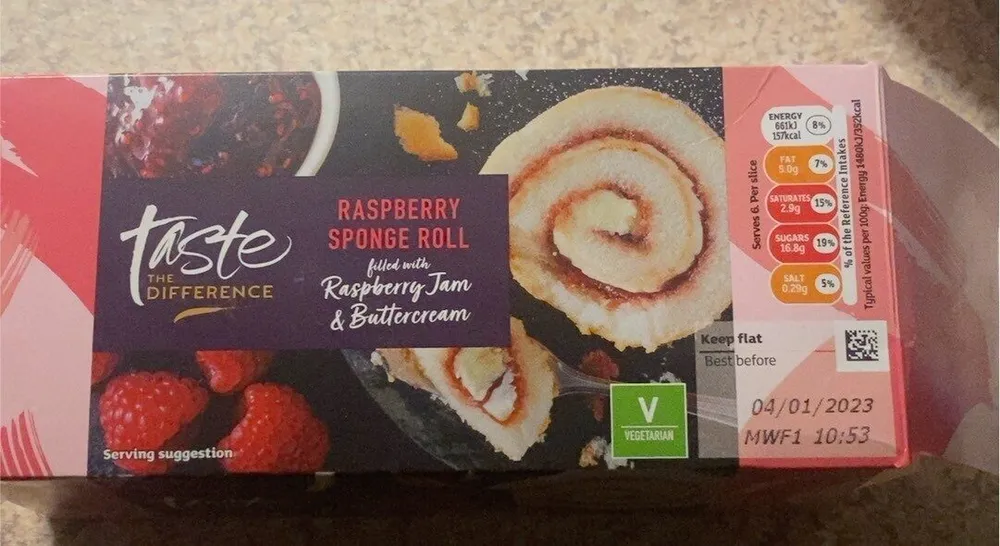 Raspberry Sponge roll