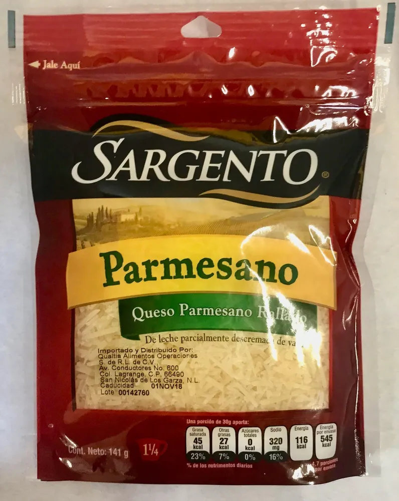 Queso parmesano rallado