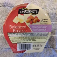 Balanced Breaks Natural White Cheddar Cheese, Sea-Salted Roasted Almonds & Dried Cranberries