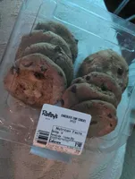 CHOCOLATE CHIP COOKIES