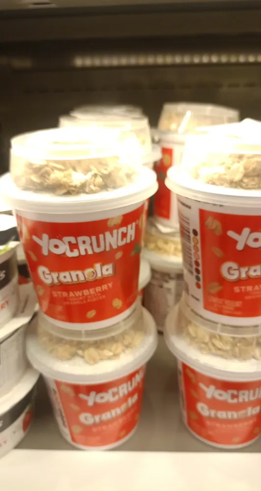 Yocrunch, kellogg's, granola yogurt, strawberry