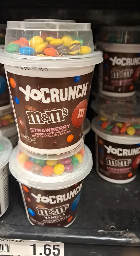 Lowfat Strawberry Yogurt with M&M's